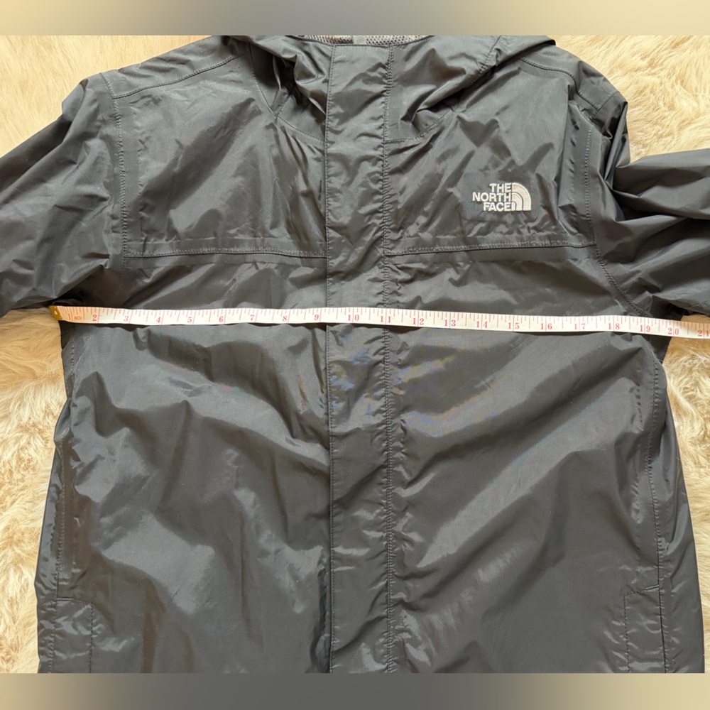 The North Face Black Venture 2 Hyvent Jacket - Picture 4 of 5